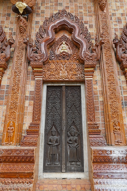Wat Phu Khao Kaew-048